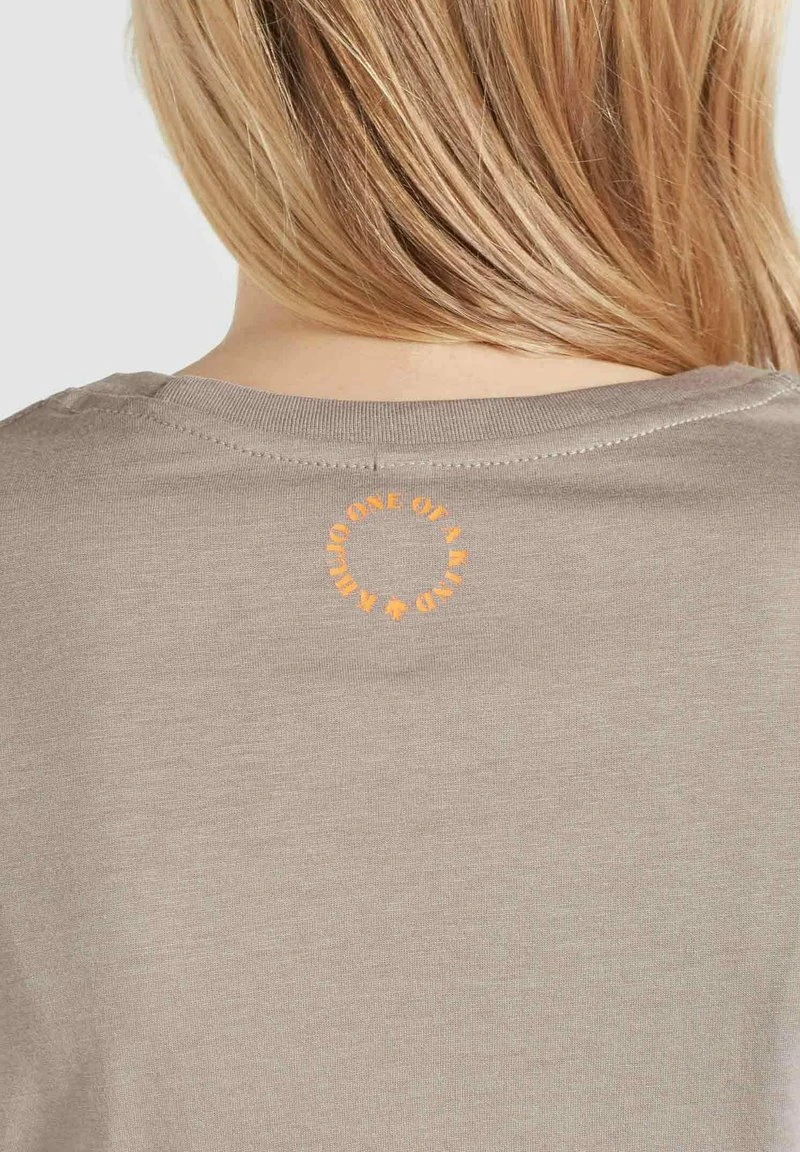 FRANCESCA SMILE - Camiseta estampada - graubraun Khujo FRANCESCA SMILE - Camiseta Estampada - Graubraun, Mujer -KHUJO Tienda 02ec9d1551a746e6beda7d5565613c05