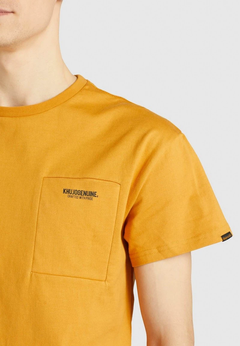 HERMAN - Camiseta estampada - dark ochre Khujo HERMAN - Camiseta Estampada - Dark Ochre, Hombre -KHUJO Tienda 2615d511149a4534acf243212bd193d0