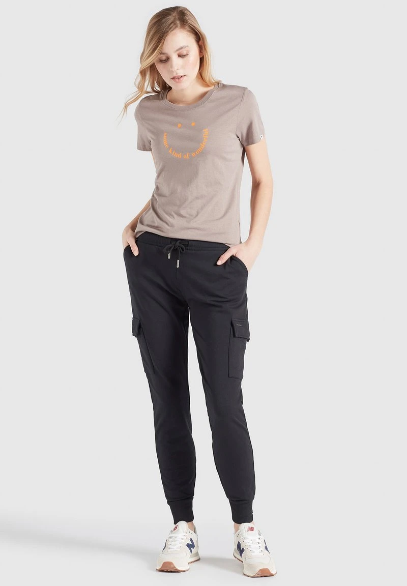 FRANCESCA SMILE - Camiseta estampada - graubraun Khujo FRANCESCA SMILE - Camiseta Estampada - Graubraun, Mujer -KHUJO Tienda 3e1869aa94de44b9bf3d45a2d952c4a7