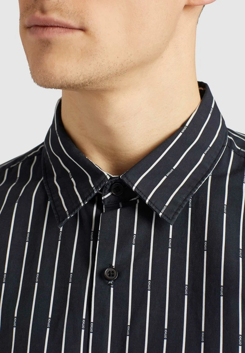 WAITE - Camisa - schwarz gestreift Khujo WAITE - Camisa - Schwarz Gestreift, Hombre -KHUJO Tienda 7b12f3650cae498b952a4aa98ed9a3ff