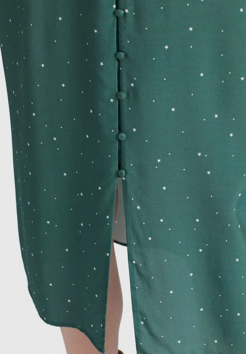 VALERIYA - Vestido informal - green Khujo VALERIYA - Vestido Informal - Green, Mujer -KHUJO Tienda 829b13dd70004f3189bae3ffb60230e3