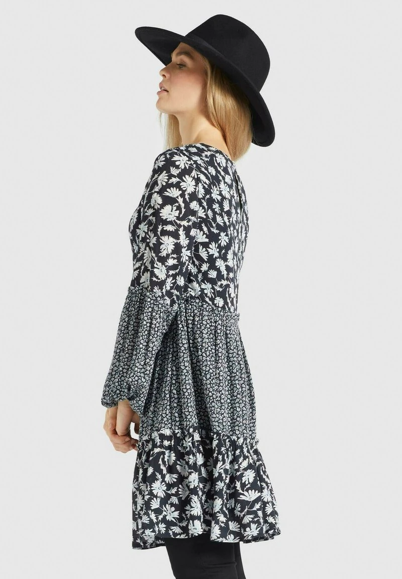 GRANATA - Vestido informal - schwarz weiß Khujo GRANATA - Vestido Informal - Schwarz Weiß, Mujer -KHUJO Tienda a1c1211d35774153a85be18aa397cfec