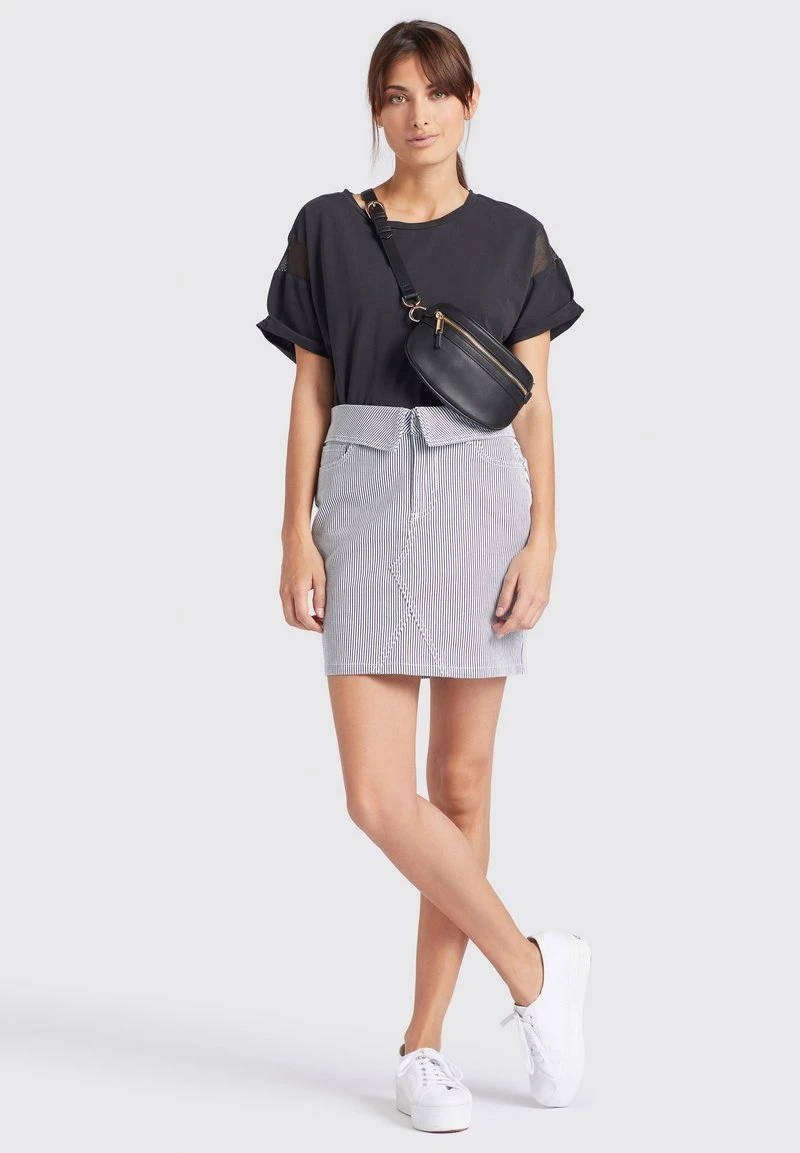 RASHY - Falda vaquera - blau-weiß Khujo RASHY - Falda Vaquera - Blau-weiß, Mujer -KHUJO Tienda a81a4fe8d7be468b920289e49a1ba862