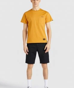 Khujo HERMAN - Camiseta Estampada - Dark Ochre, Hombre